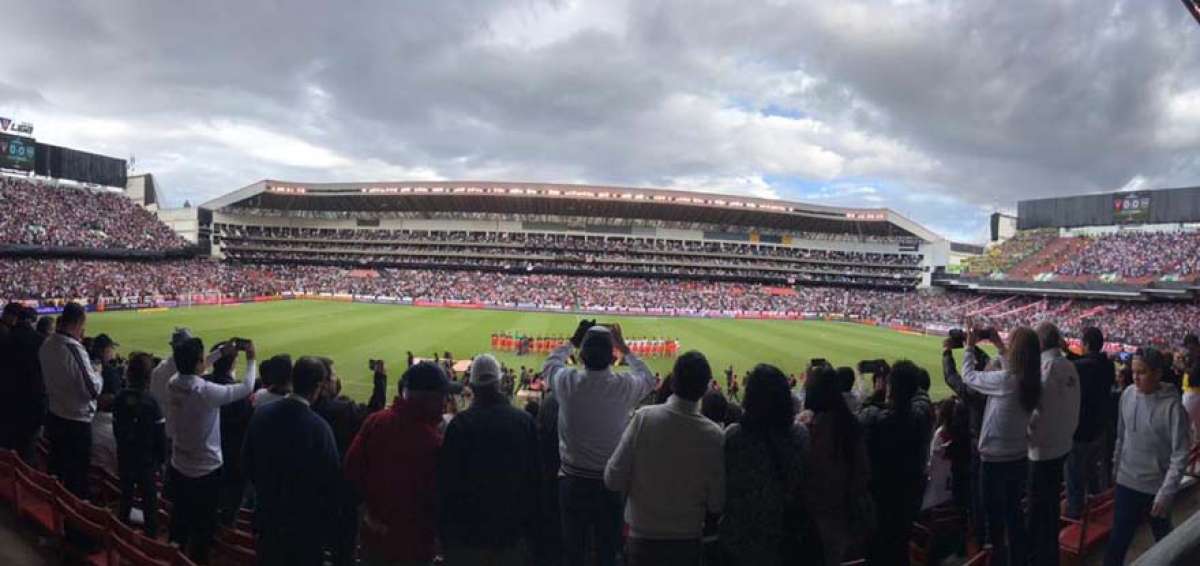 Casa Blanca estuvo casi lleno para el partido entre Liga y Boca