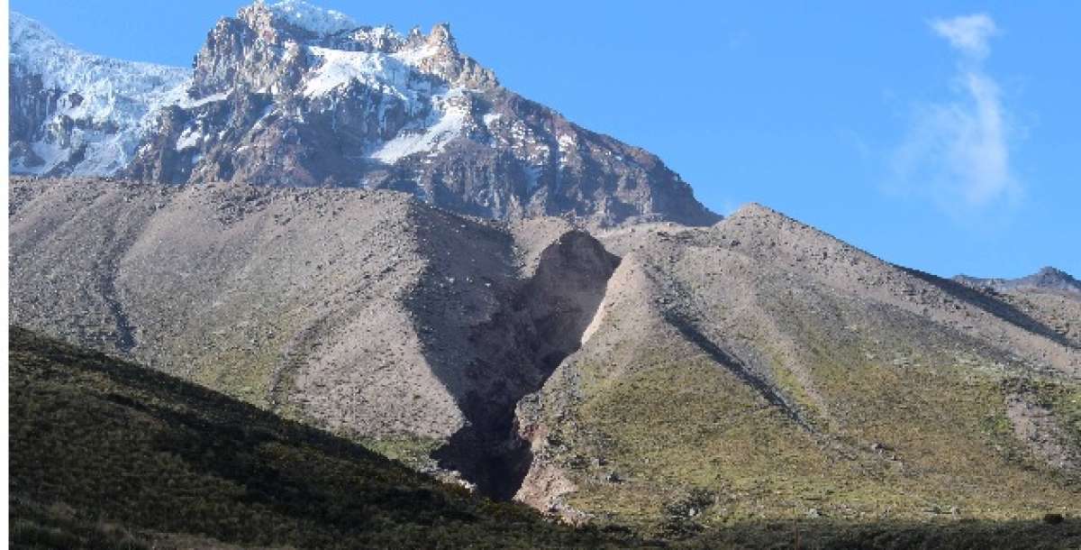 Deshielos del Chimborazo no tienen relaci&oacute;n con actividad volc&aacute;nica