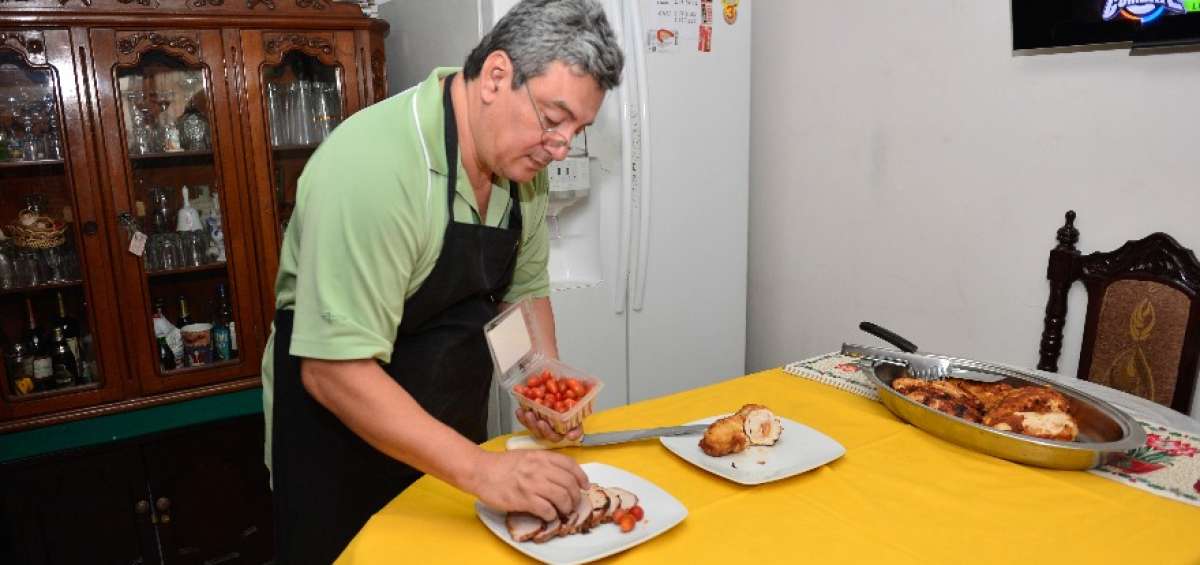 Quienes ofrecen el servicio de men&uacute; se preparan para atender sus contratos de temporada.