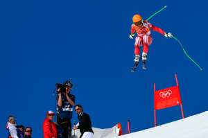 Viletta y Cologna levantan a Suiza
