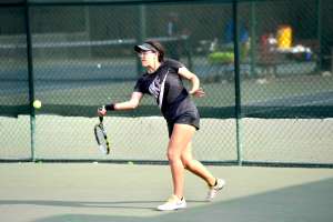 Mikaela Molina, a sus 15 a&ntilde;os, ha conseguido representar al pa&iacute;s en torneos sudamericanos. Su debut internacional fue en Florian&oacute;polis, Brasil. Fotos: William Orellana / El Tel&eacute;grafo