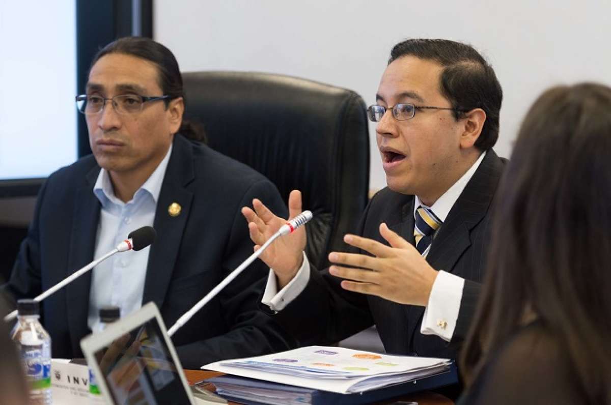 El ministro Rivera indic&oacute; que el contrato de venta anticipada beneficiar&aacute; tanto a Tailandia como a Ecuador. Foto: John Guevara / EL TEL&Eacute;GRAFO