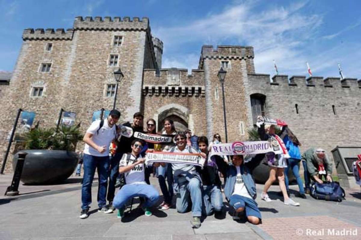 Las aficiones del Real Madrid y el Sevilla inundan el centro de Cardiff