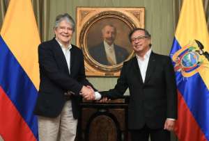 Guillermo Lasso mantuvo una reunión con Gustavo Petro