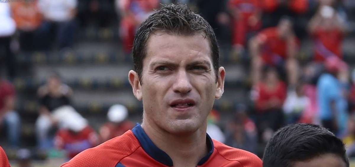 Pedro Larrea ser&aacute; evaluado hoy de su lesi&oacute;n