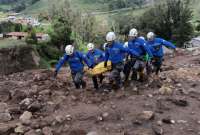 La medida llega tras el deslizamiento de tierra en Alausí.