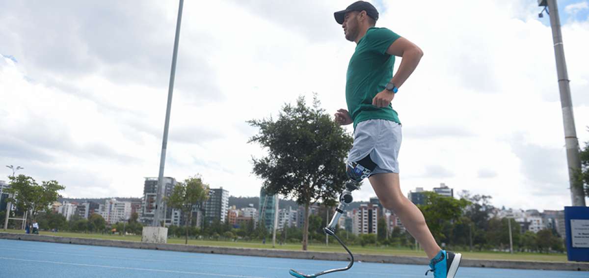 El triatleta ecuatoriano Pablo Vallejo compiti&oacute; este a&ntilde;o en la primera v&aacute;lida del circuito ecuatoriano de paratriatl&oacute;n y realiz&oacute; una base de entrenamiento intensa para competir en los Estados Unidos.