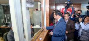 El legislador ingres&oacute; la documentaci&oacute;n para que sea calificada por el CAL.