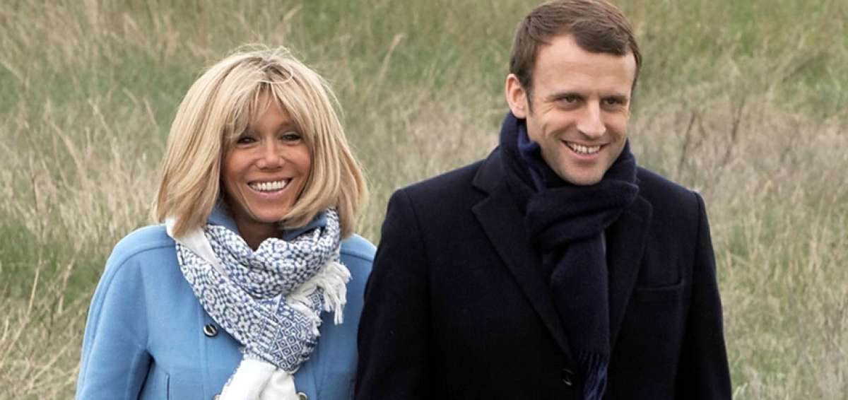 Emmanuel Macron se enamor&oacute; de su esposa Brigitte cuando era su alumno de drama en el colegio. Ella es 25 a&ntilde;os mayor que &eacute;l. 