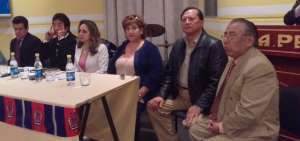 Los representantes del gremio, durante una rueda de prensa.