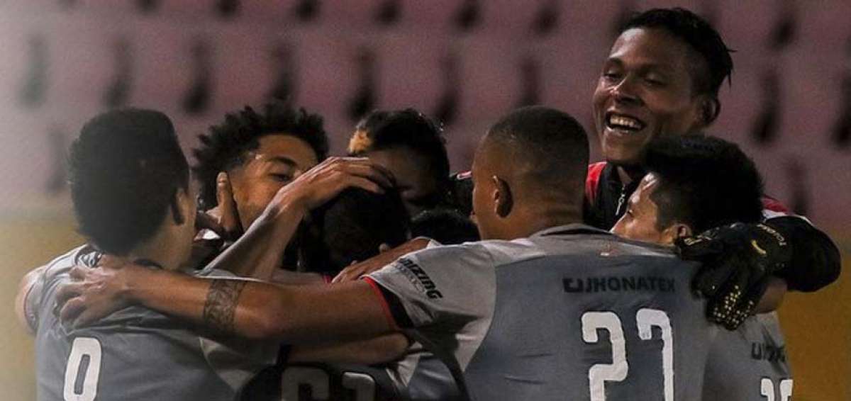 T&eacute;cnico Universitario confirma su mejor&iacute;a en el torneo derrotando a El Nacional