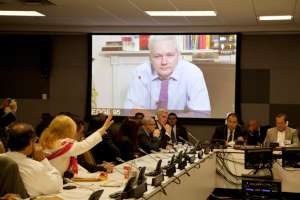 El australiano Julian Assange permanece encerrado en la embajada ecuatoriana desde hace 3 a&ntilde;os. Foto: Cortes&iacute;a Canciller&iacute;a