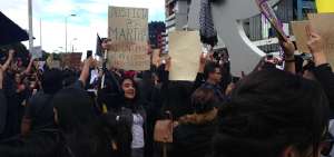 Una gran concentraci&oacute;n se realiz&oacute; en la avenida de Los Shyris en contra de la violencia contra la mujer. Los asistentes pidieron seguridad y justicia.