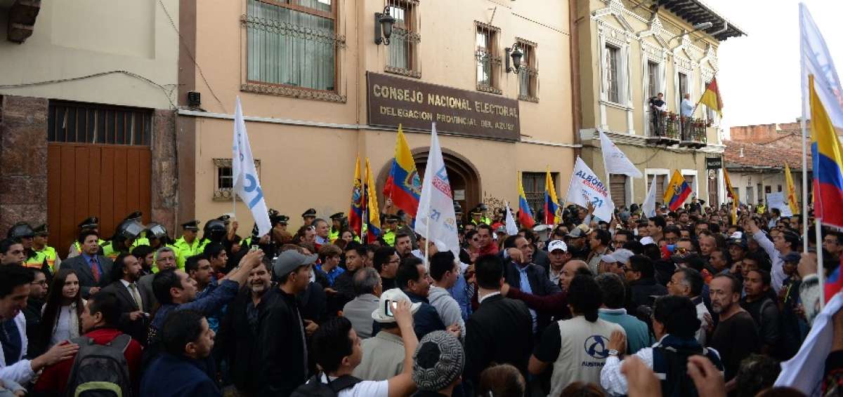 Guillermo Lasso no lleg&oacute; a Cuenca para participar en marcha de CREO