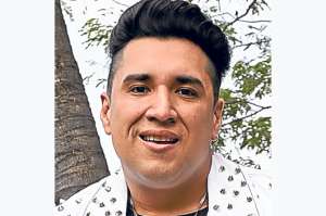 V&iacute;ctor Sarmiento suena a salsa, reggaet&oacute;n y cumbia (Video)