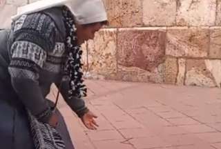 En Cuenca, un tierno video protagonizado por una monja que hace bailar un trompo se volvió viral.