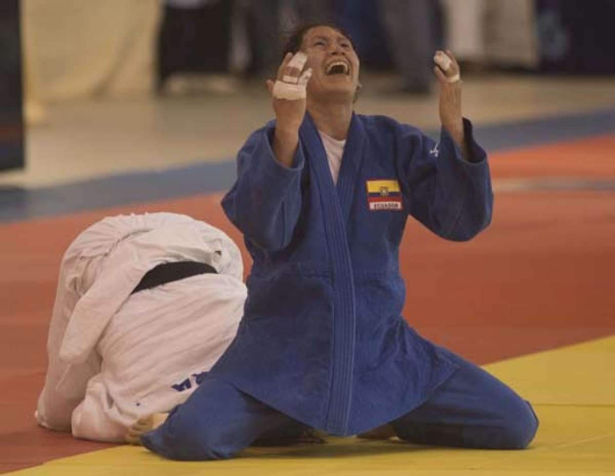 Estefan&iacute;a Garc&iacute;a de Manab&iacute; compiti&oacute; en los 63 kilos y alcanz&oacute; medalla de plata. Foto: Cortes&iacute;a