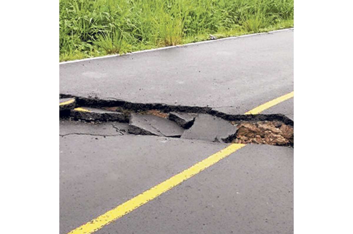 Las lluvias incrementaron el caudal del r&iacute;o en Flavio Alfaro