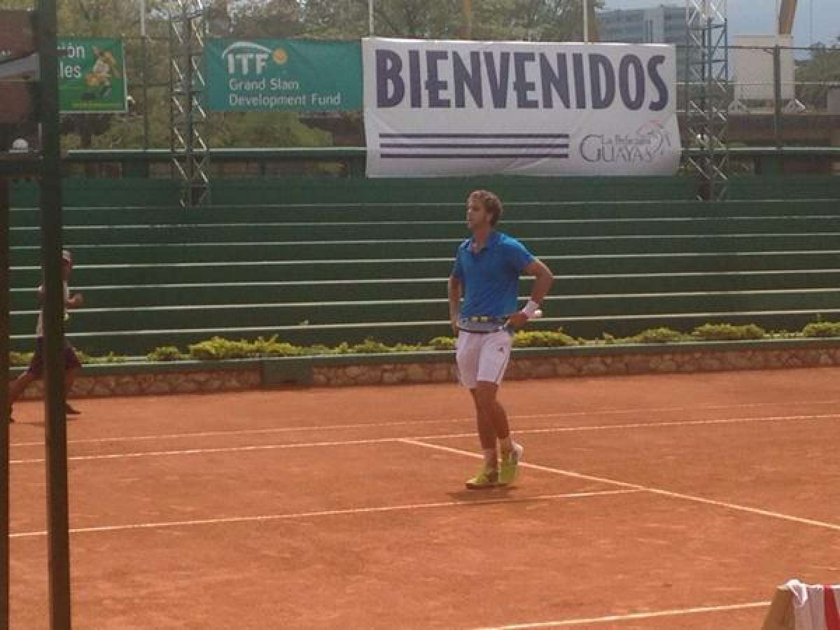 Roberto Quiroz remont&oacute; un set en contra para pasar a segunda ronda. Foto: H&eacute;ctor Marcillo