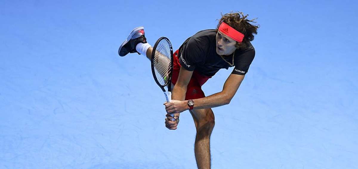 El joven Zverev vence a Federer