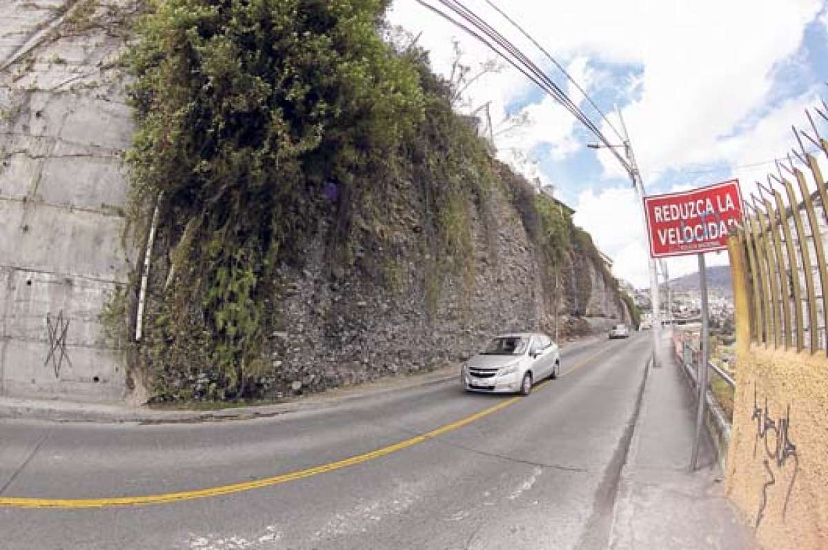 Una calle con riesgo permanente