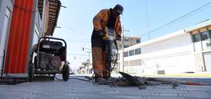 El ministro de Transporte y Obras P&uacute;blicas, Pa&uacute;l Granda, comprometi&oacute; su respaldo a comerciantes de la zona central que fueron afectados por las obras.