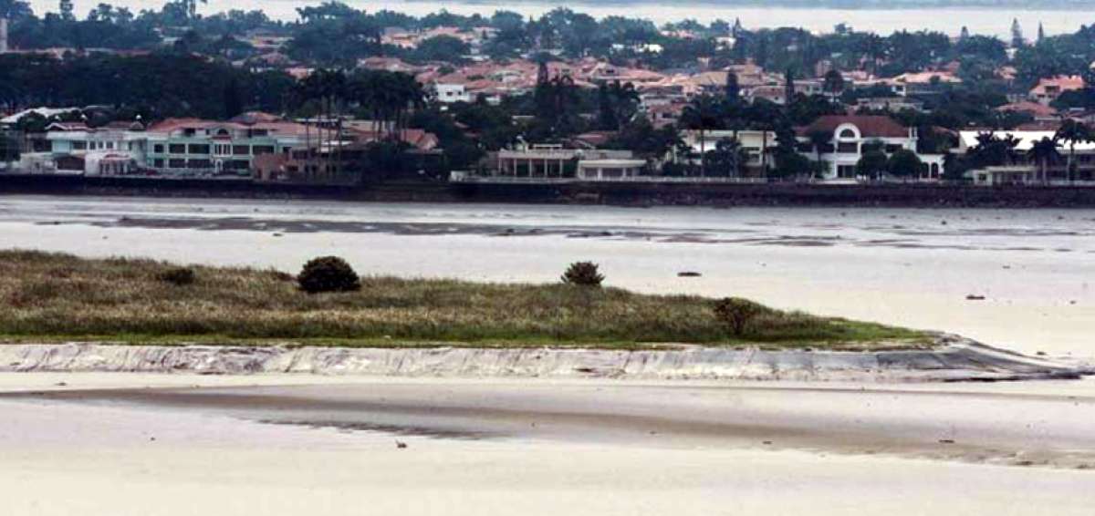 Finanzas gestiona aprobaci&oacute;n de cr&eacute;dito para dragado de r&iacute;o