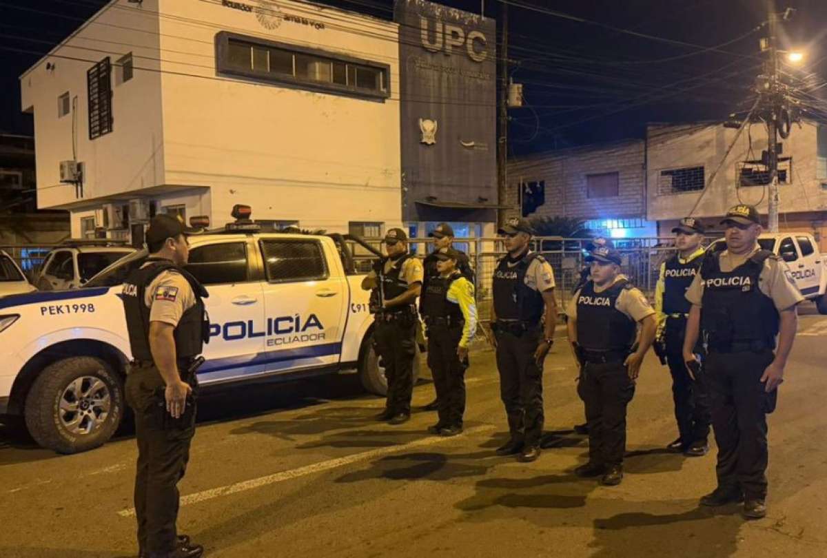 No habr&aacute; salvoconductos para personas durante el toque de queda. 