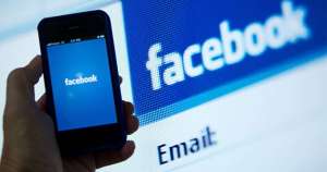 Adolescentes de EEUU creen que Facebook no es "cool", pero igual lo usan