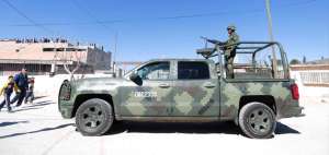 Los soldados mexicanos est&aacute;n desplegados en las ciudades como parte de la guerra contra los carteles de las drogas que operan en el pa&iacute;s.