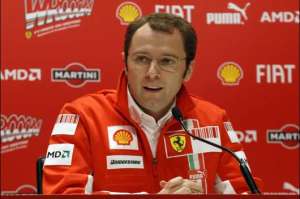 Domenicali anuncia su dimisi&oacute;n en Ferrari como director deportivo