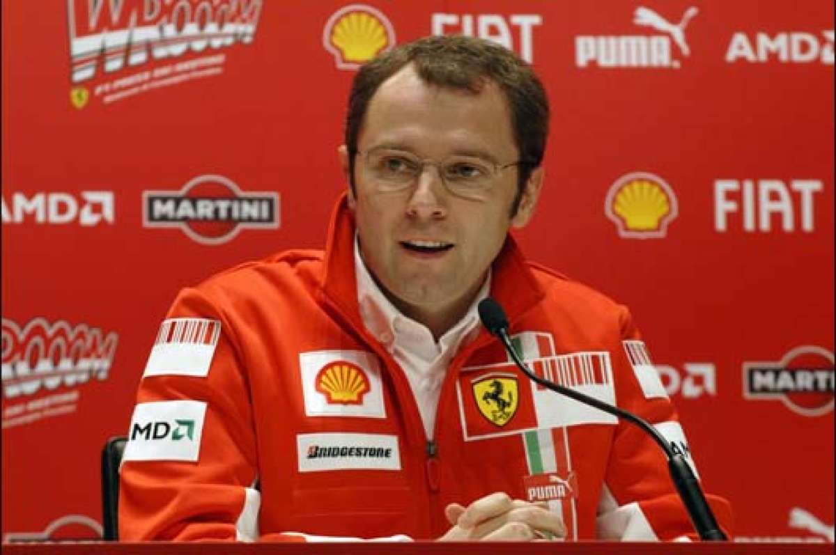 Domenicali anuncia su dimisi&oacute;n en Ferrari como director deportivo
