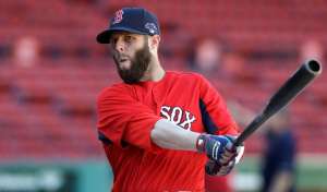 Adem&aacute;s de pegar dos jonrones Pedroia empuj&oacute; en total cinco anotaciones.