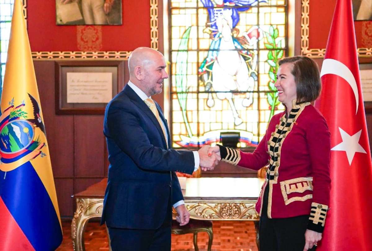 Cooperaci&oacute;n militar in&eacute;dita: Ecuador y Turqu&iacute;a pactan entrenamiento y defensa tecnol&oacute;gica
