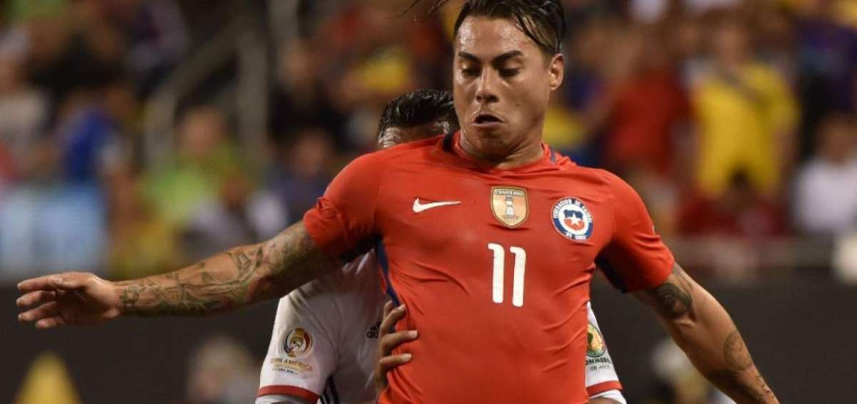 Eduardo Vargas m&aacute;ximo goleador de la Copa