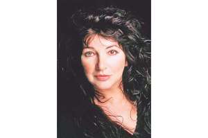 Kate Bush est&aacute; lista para su regreso a los escenarios (Video)