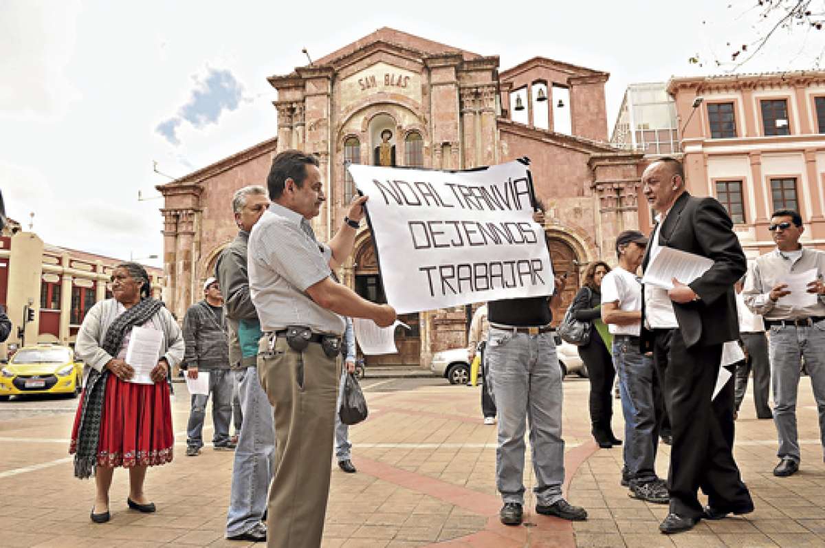 Una organizaci&oacute;n civil rechaza la construcci&oacute;n del proyecto tranv&iacute;a 