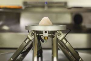 La impresi&oacute;n en 3D en la Universidad Tecnol&oacute;gica de Z&uacute;rich a&uacute;n est&aacute; en fase de prueba. Podr&iacute;a  &lsquo;crear&rsquo; narices, por ejemplo. Foto: Cristina Zueger Albuja