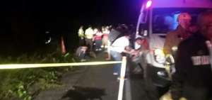 7 fallecidos y 20 heridos deja accidente en la v&iacute;a Los Bancos-Las Mercedes