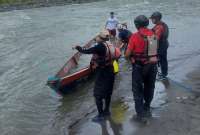 Nueve personas fueron rescatadas del río 'Pastaza' por coordinación del ECU 911