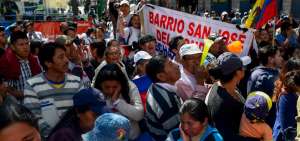 Ciudadanos se congregaron en rechazo al proyecto Quito Cables.