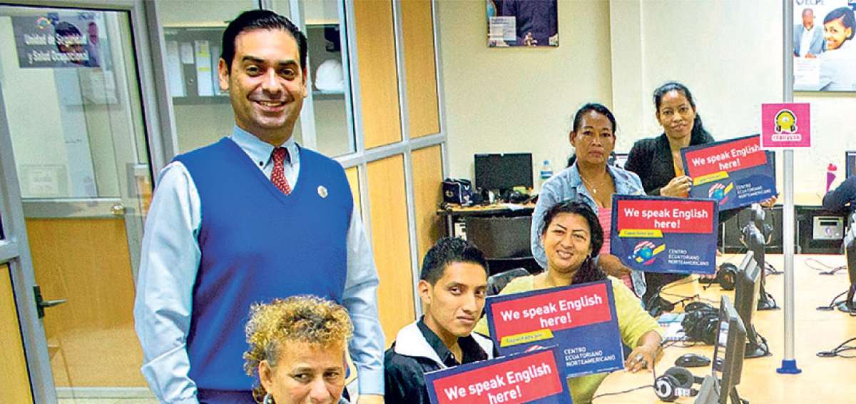 El CEN de Guayaquil lleva 12 a&ntilde;os entregando becas para estudiar ingl&eacute;s y ya ha favorecido a 300 chicos de escasos recursos econ&oacute;micos.
