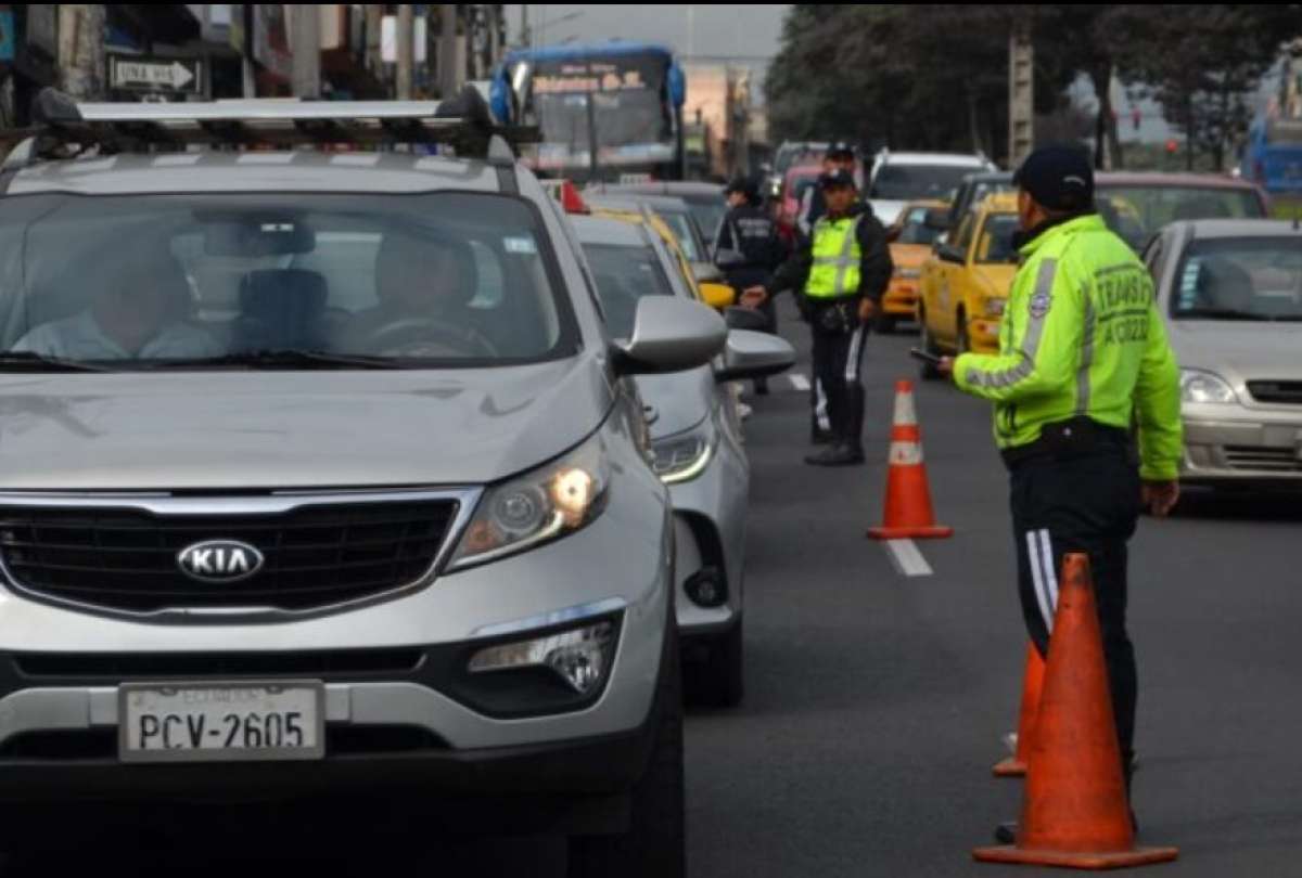Operativos viales de retorno a Quito