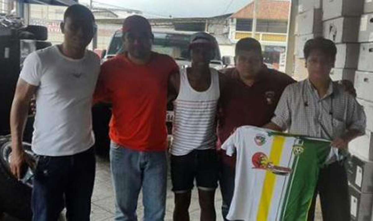 Iv&aacute;n Hurtado regresar&iacute;a al f&uacute;tbol profesional