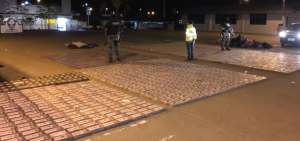 Narcos escondieron bajo tierra dos toneladas y media de droga