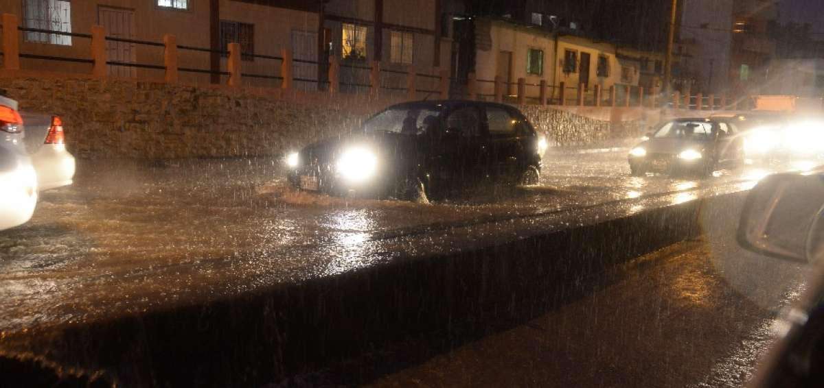 Guayaquil pas&oacute; de un solazo a lluvias intensas
