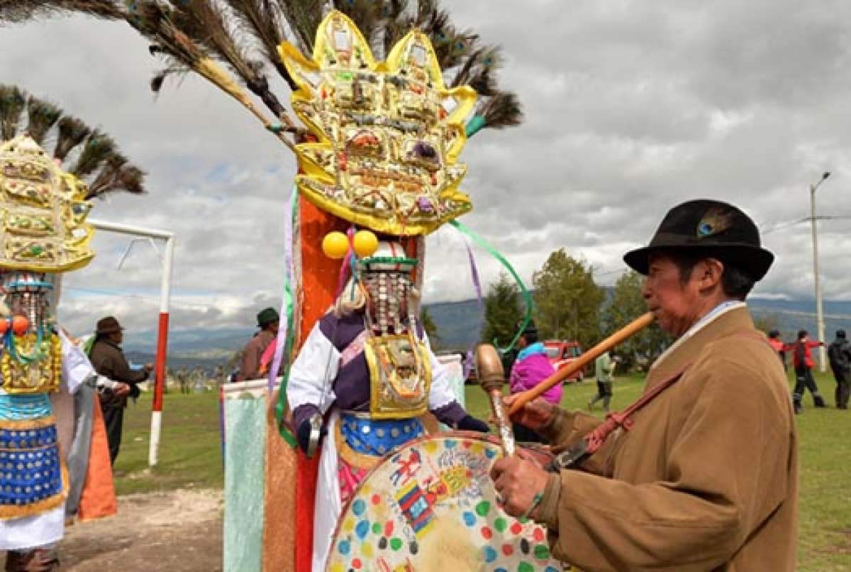 Los Yumbos y los Danzantes son 2 personajes que protagonizan las celebraciones ancestrales este mes. Foto: Silvia Osorio / para El Tel&eacute;grafo