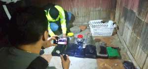 Paquetes con marihuana se hallaron en una vivienda de ca&ntilde;a. Algunas dosis ya estaban listas en frascos.