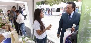 Los productores recibieron charlas y actualizaciones en temas org&aacute;nicos en el Congreso organizado por Agrocalidad. 