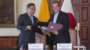 Ecuador y Jap&oacute;n firmaron acuerdos en salud, televisi&oacute;n digital y medio ambiente